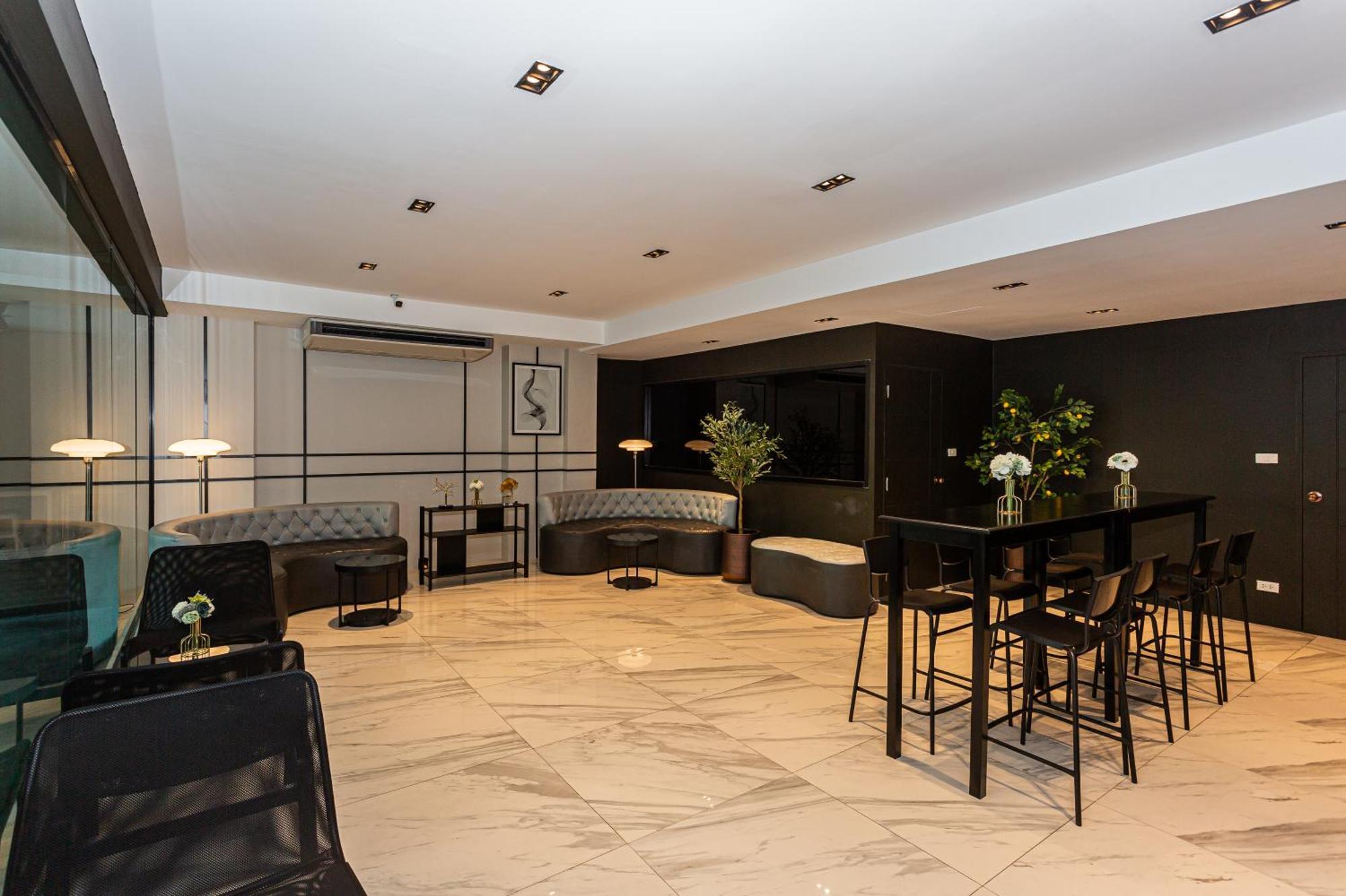 Ck2 Hotel